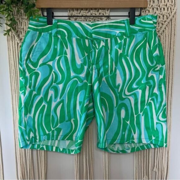 LILLY PULITZER Women’s Finders Keepers The Chipper Short Green Blue White Size 8 - Picture 1 of 14